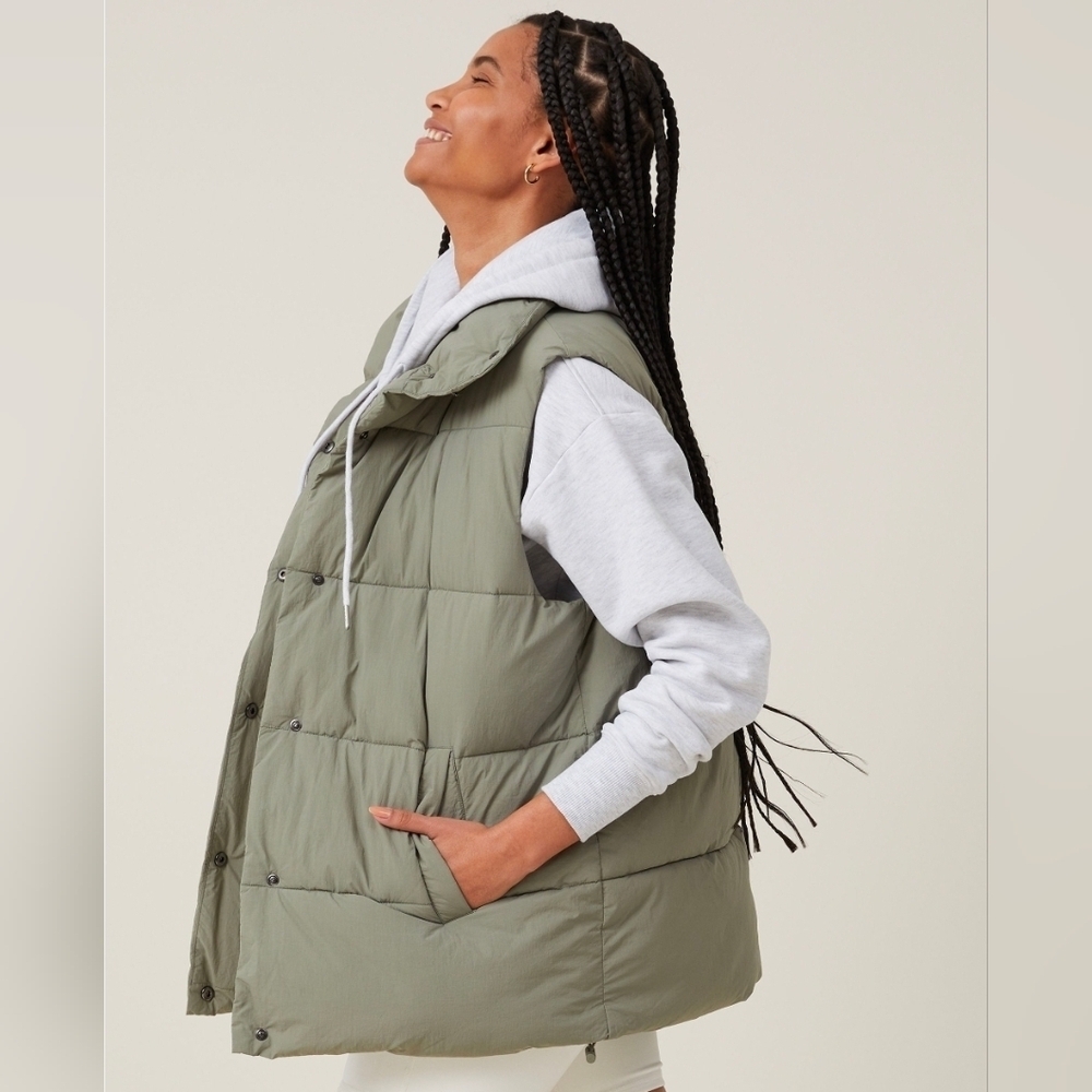 Cotton On Olive Puffer Vest - Picture 2 of 10